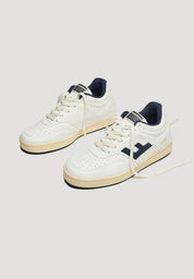 sneaker retro 90's white vanilla navy