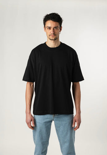 oversized t-shirt blaster black