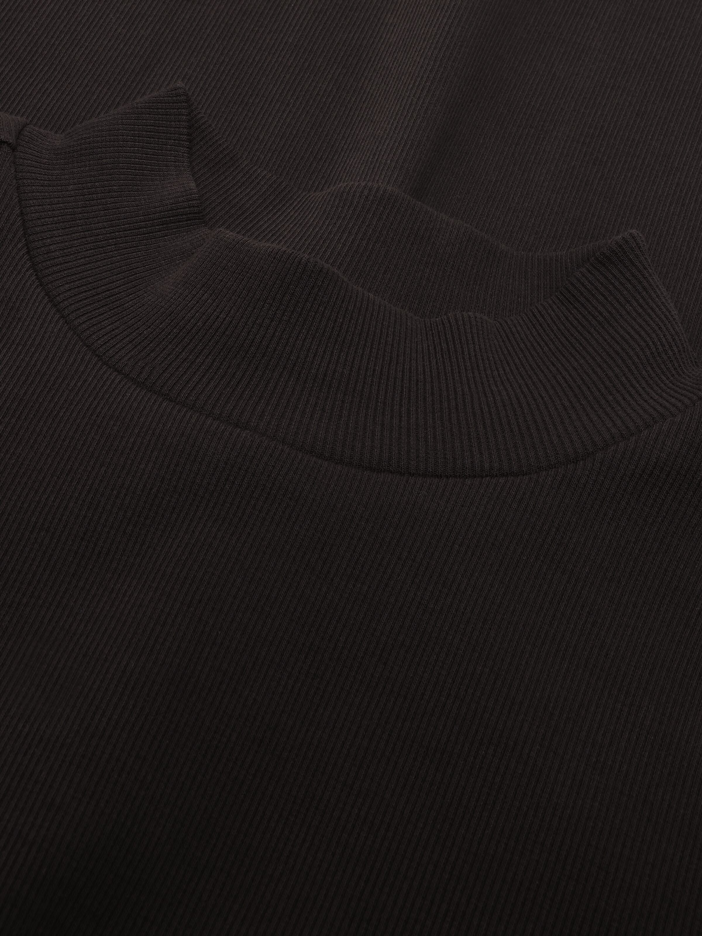 rib mock neck chocolate torte