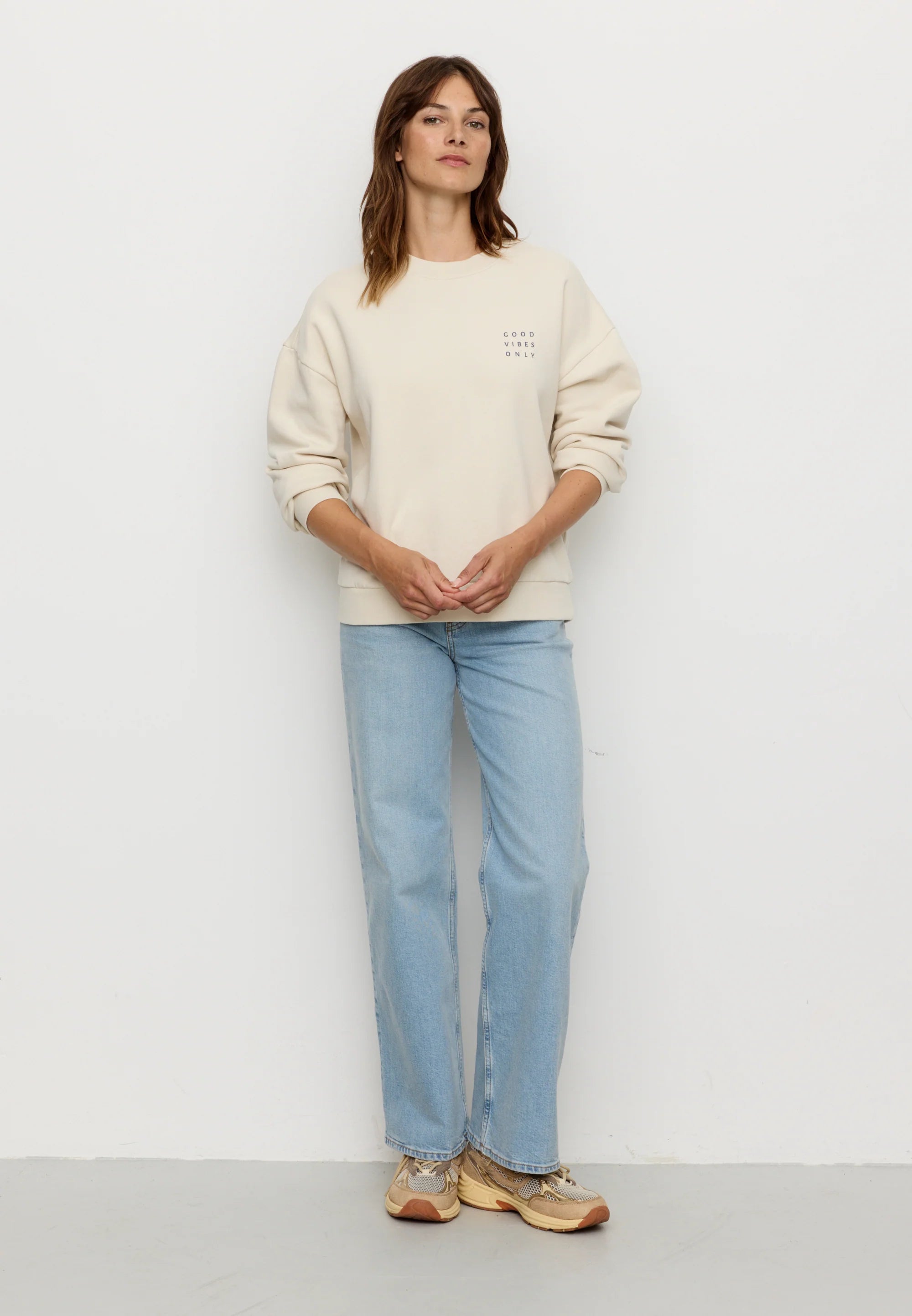 sweatshirt nerine good vibes arctic white