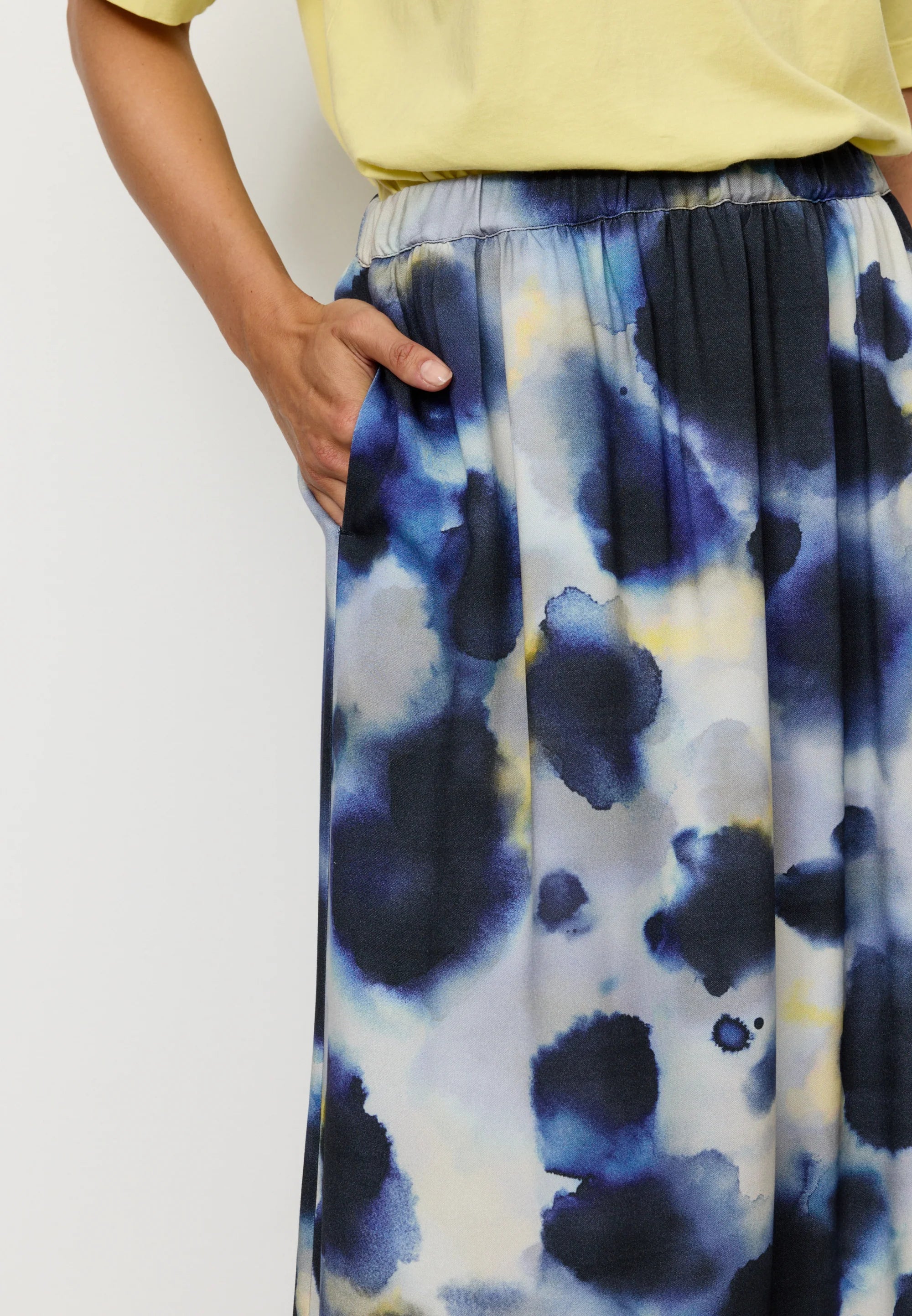 rock holly waterdrop blue