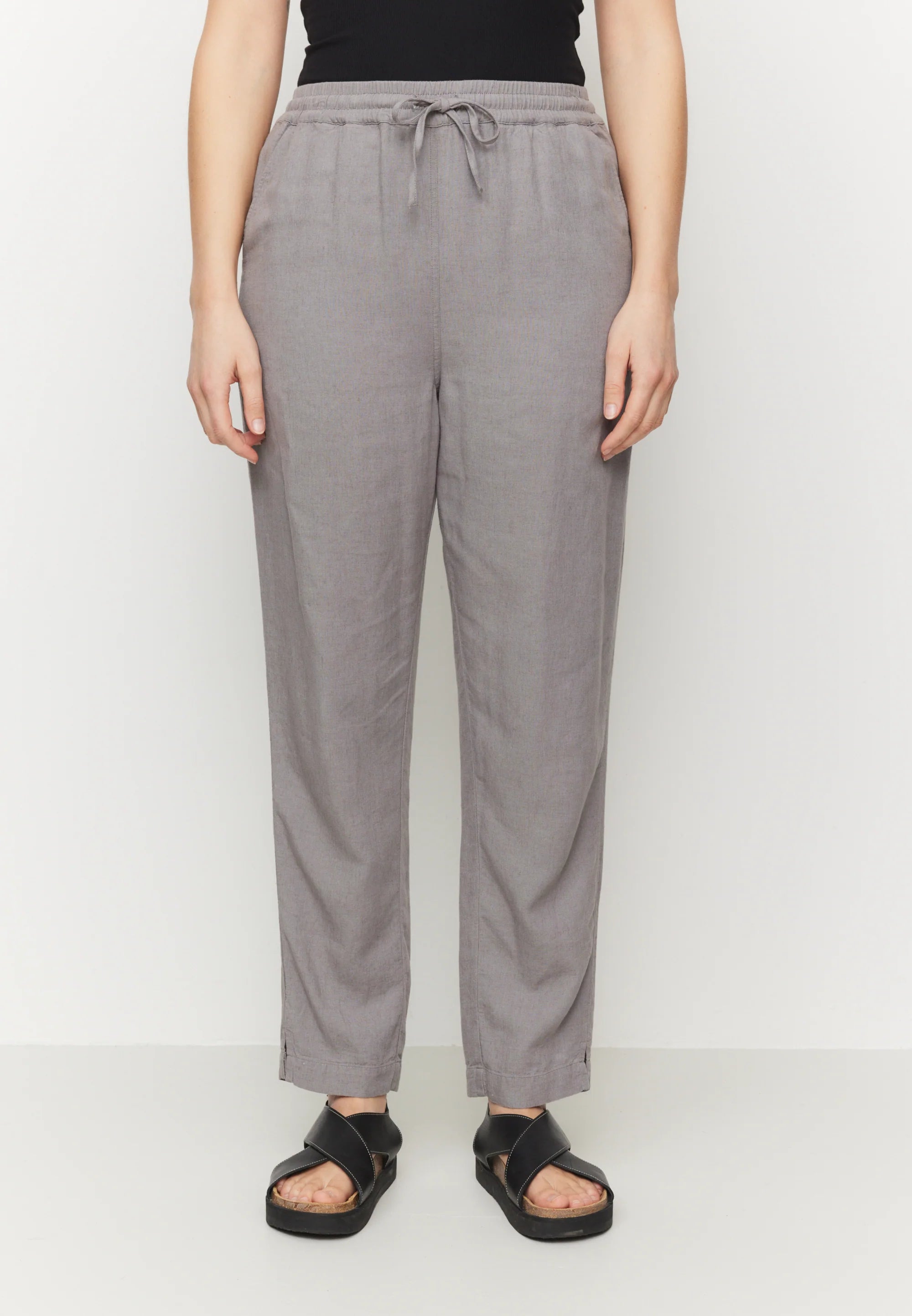 hose moonflower greige