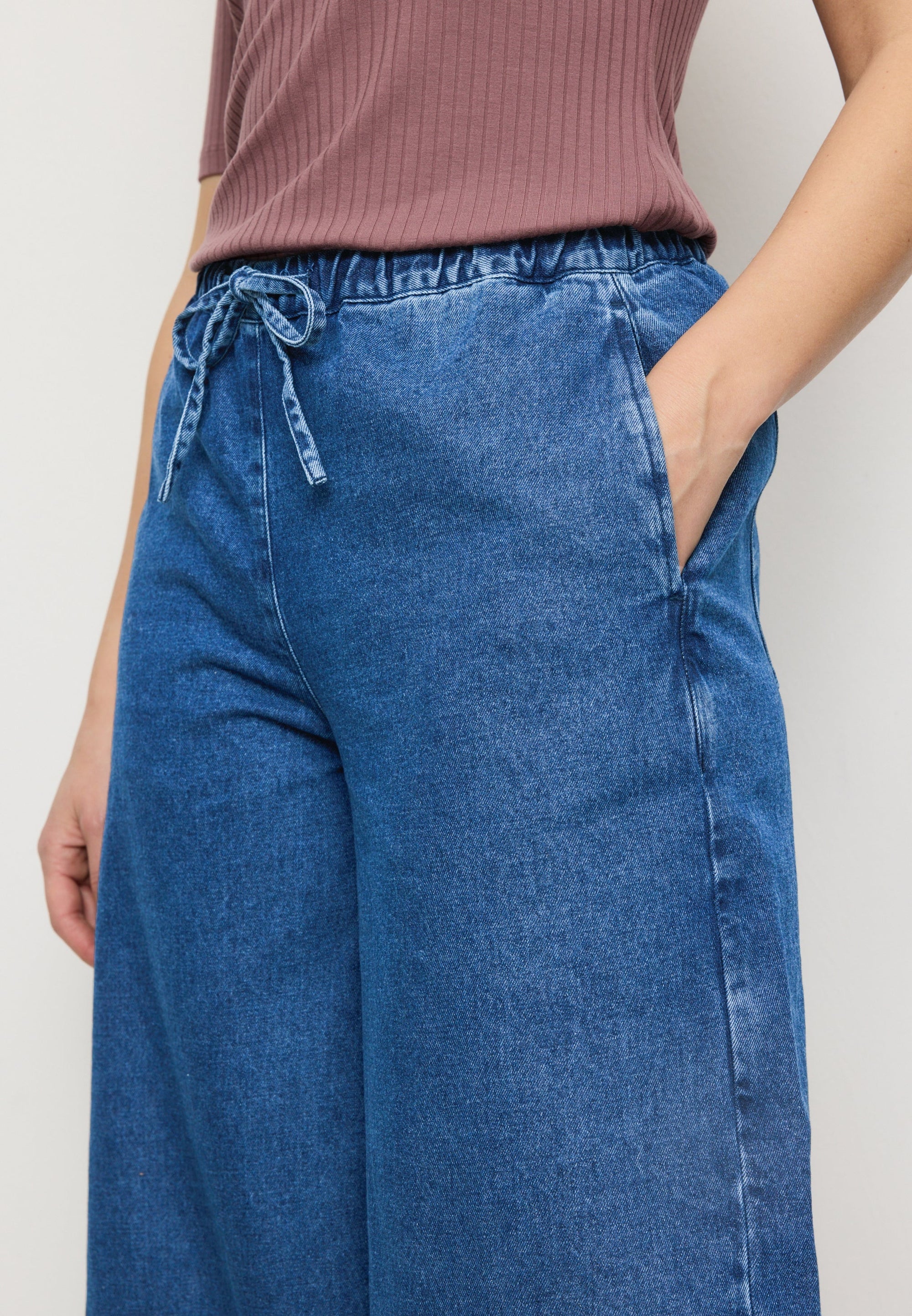 hose buttercub blue