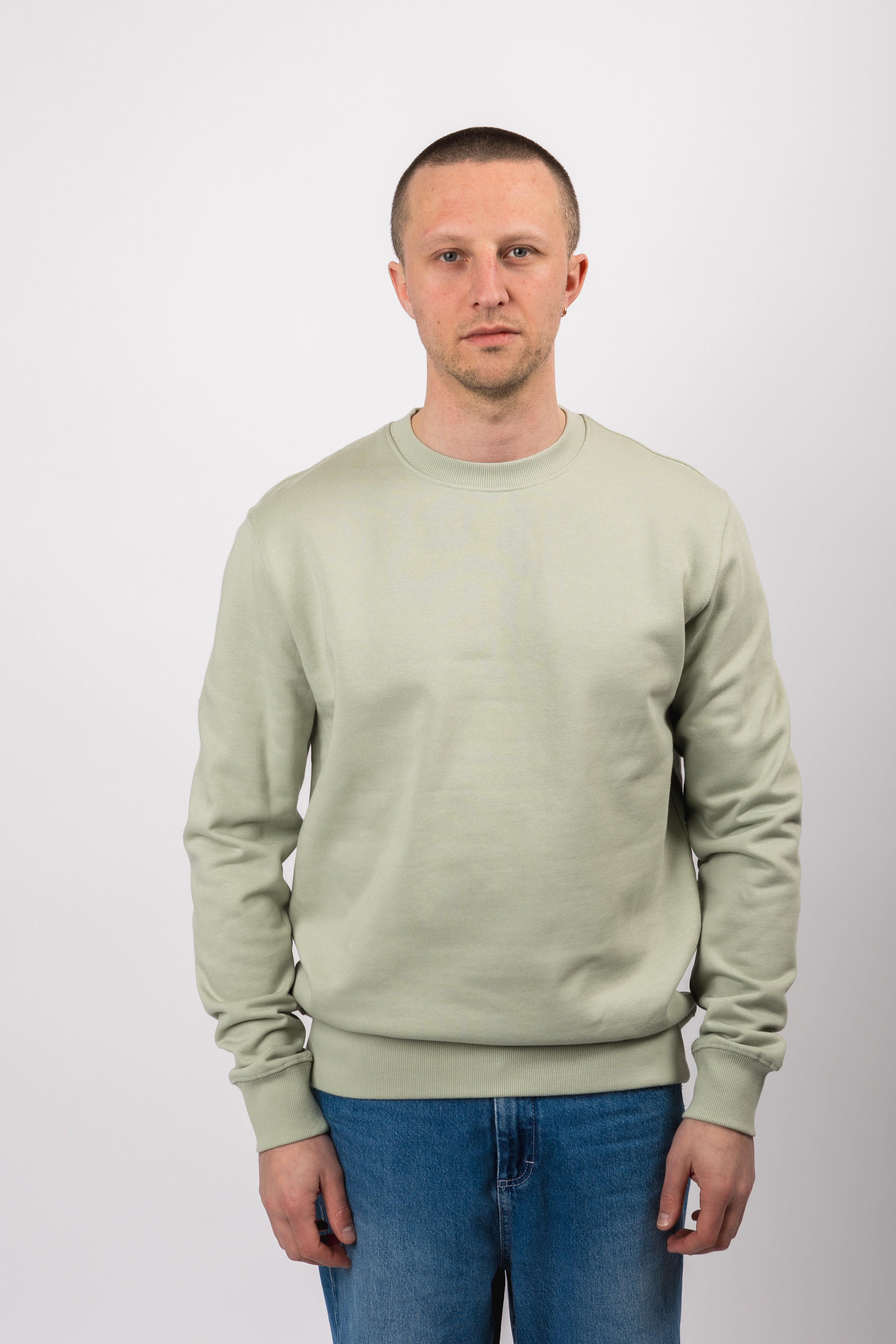 classic organic crew neck aqua gray