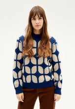 Lade das Bild in den Galerie-Viewer, ops knitted sweater wallpaper blue