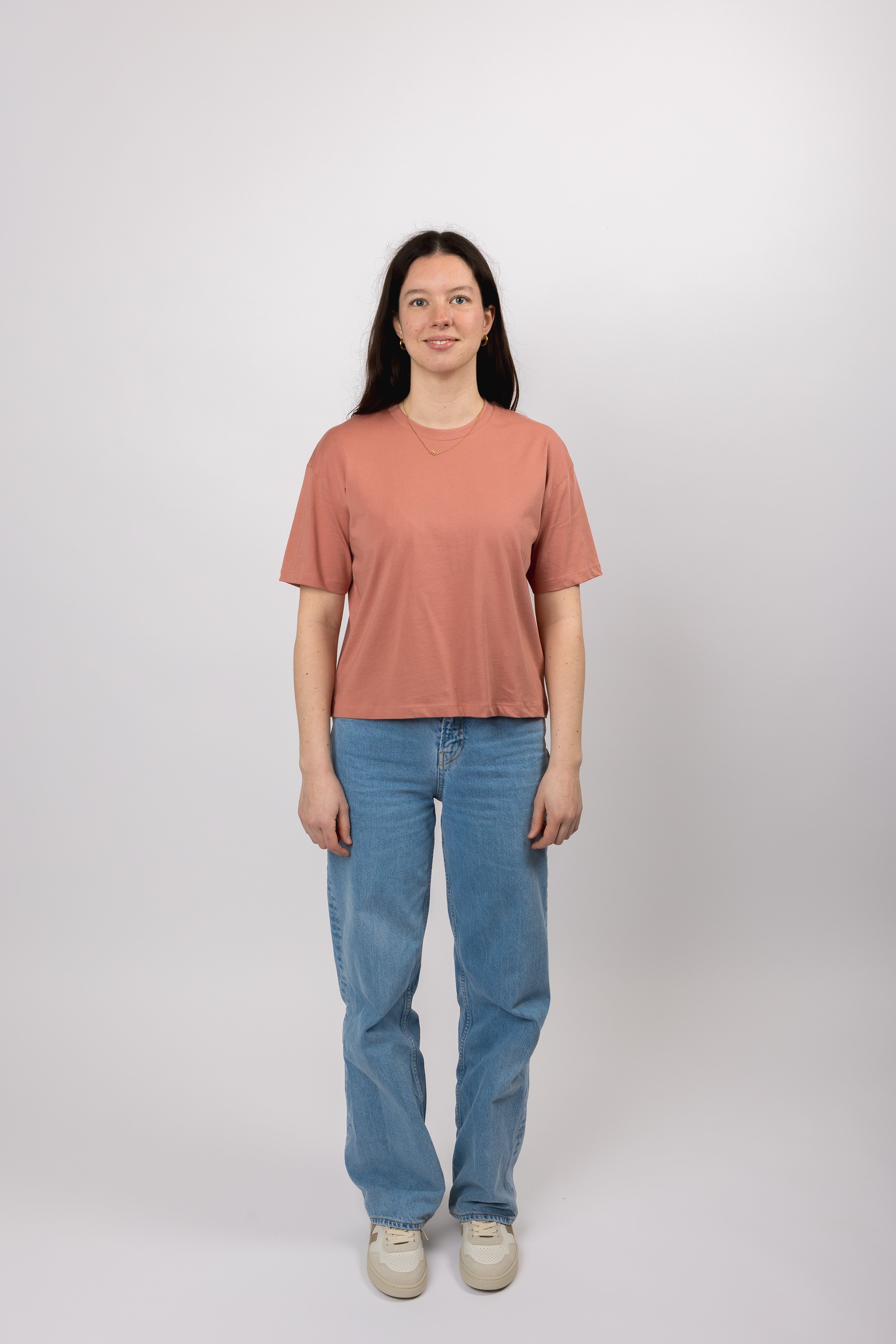 boxy organic crop tee tabasco red