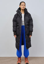Load image into Gallery viewer, ry puffer parka black