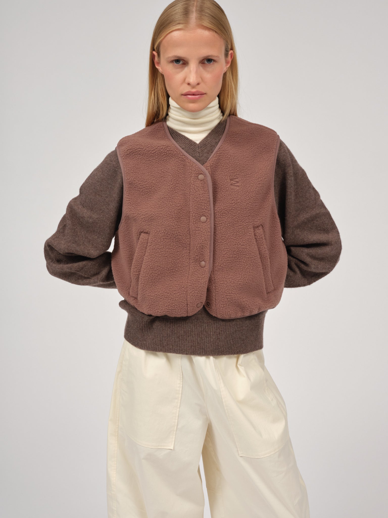 belva fleece vest french roast