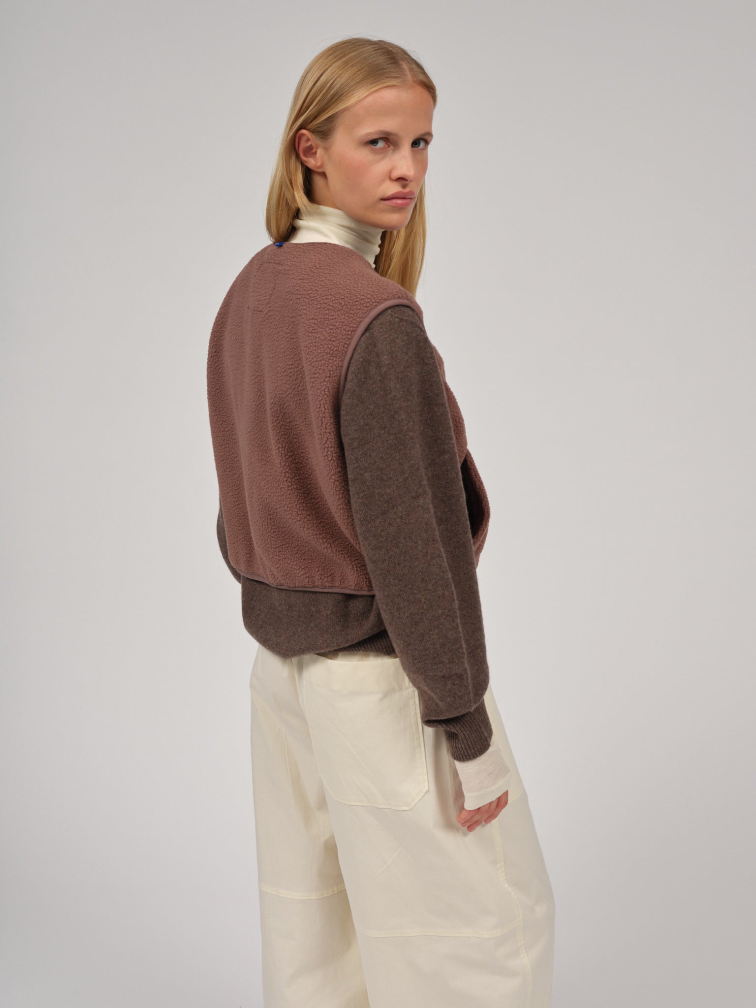 belva fleece vest french roast