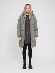 basic puffer coat light bottle