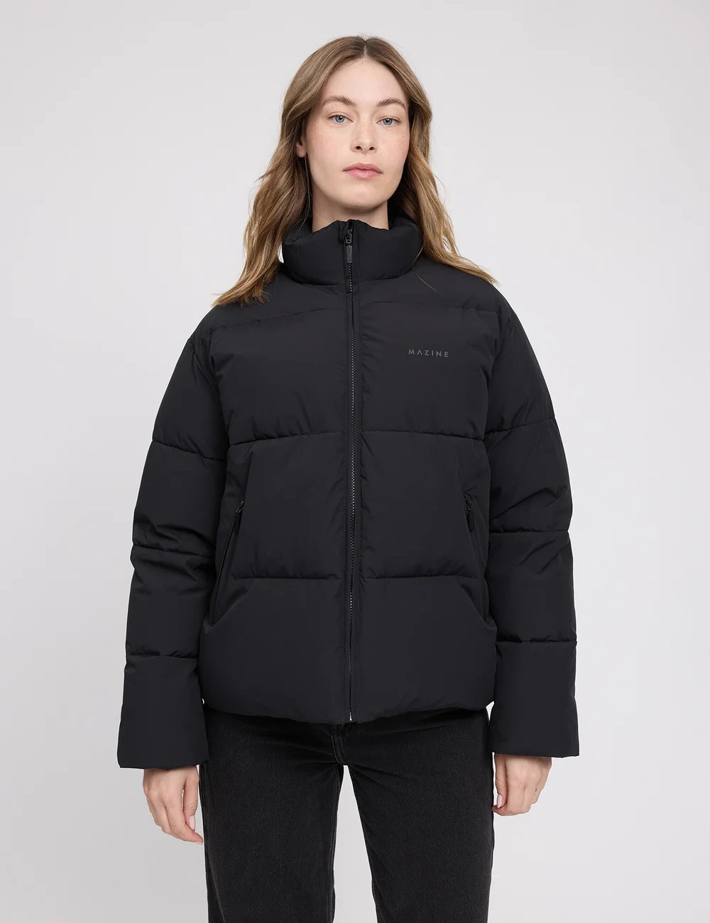 26331453_loose-fit-puffer-jacket_black_02_1000x_jpg.webp