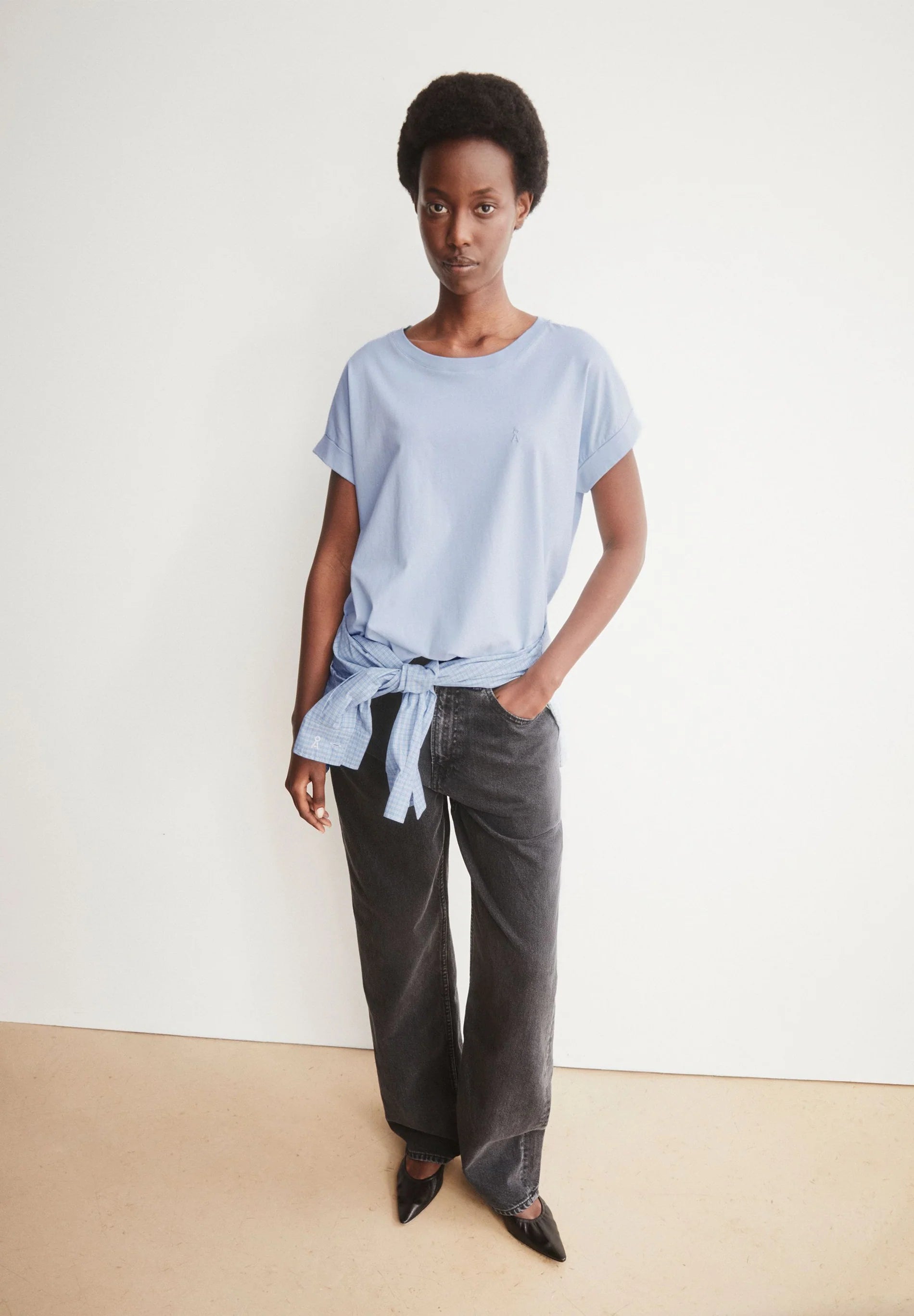 idaara t-shirt soft blue