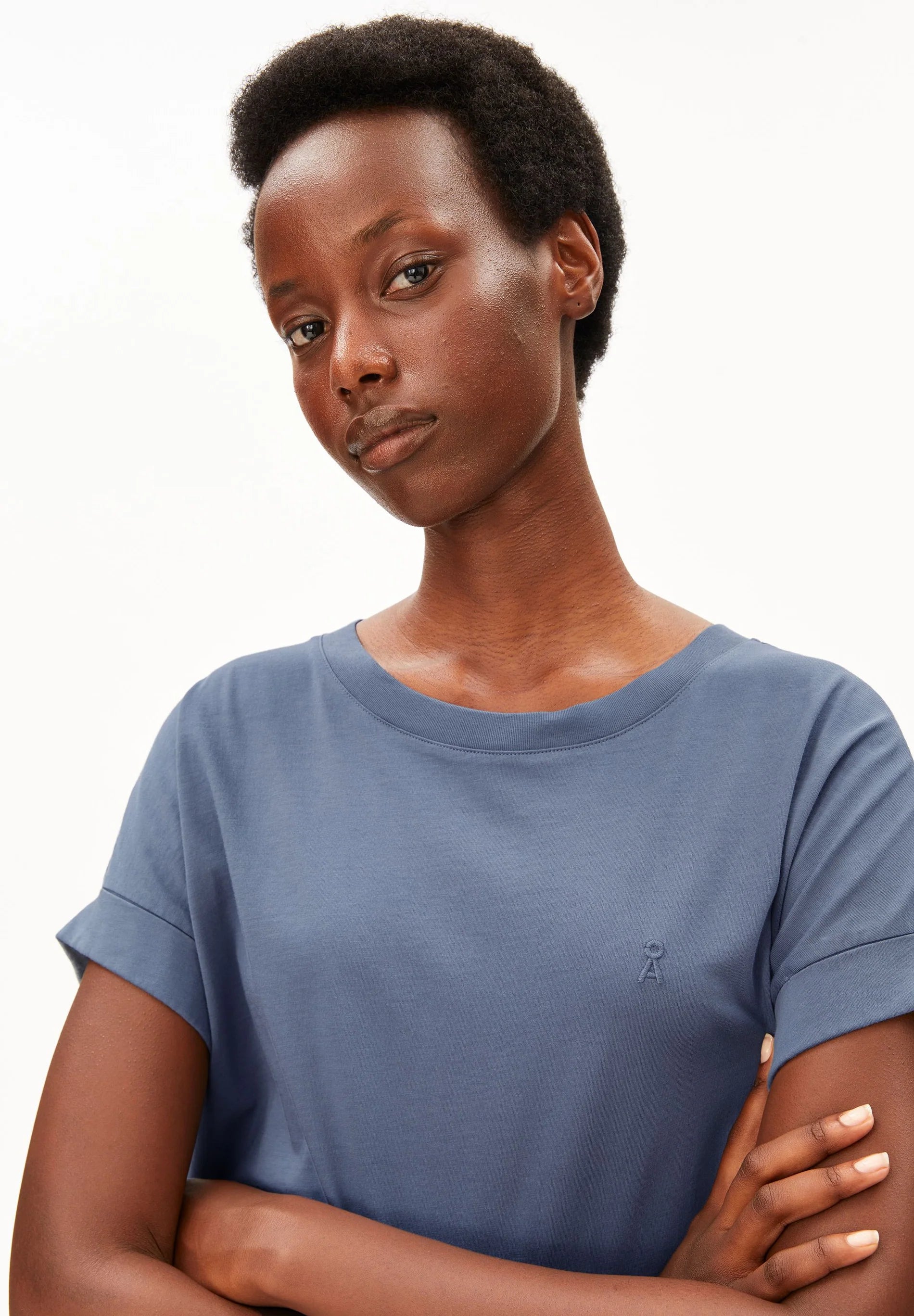 idaara t-shirt dusty moon