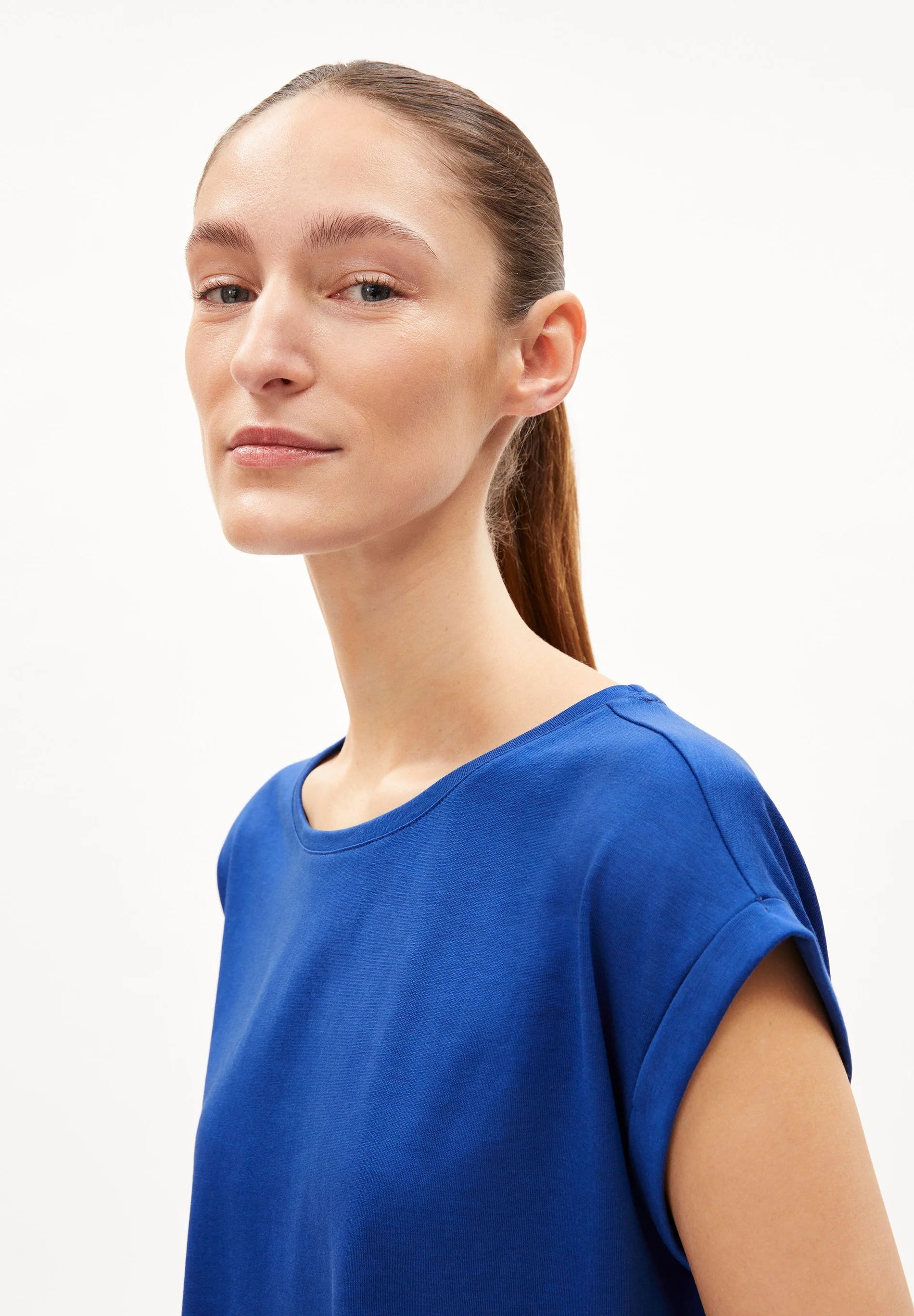 t-shirt jilaana dynamo blue