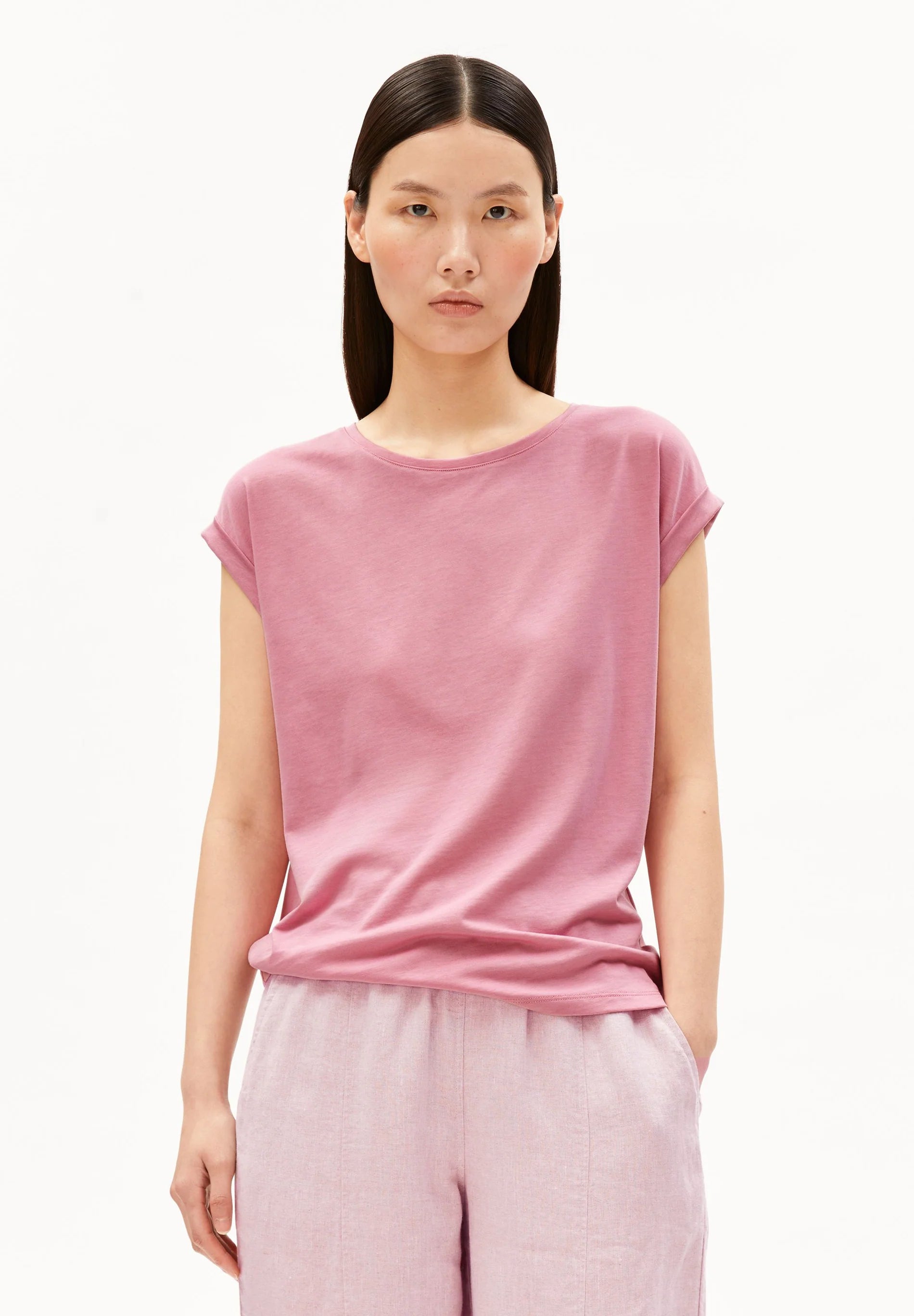 t-shirt jilaana washed berry
