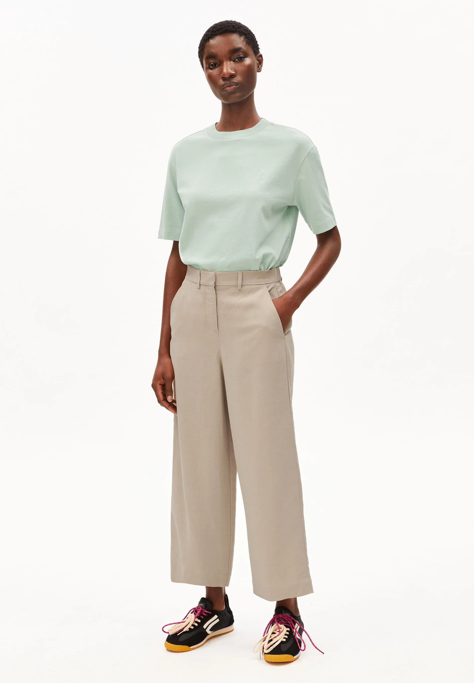 t-shirt iconic Å tarjaa foam