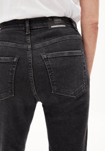 Lade das Bild in den Galerie-Viewer, jeans lejaani x stretch blackish