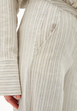 Lade das Bild in den Galerie-Viewer, hose caarunus lino striped oatmilk-light matcha