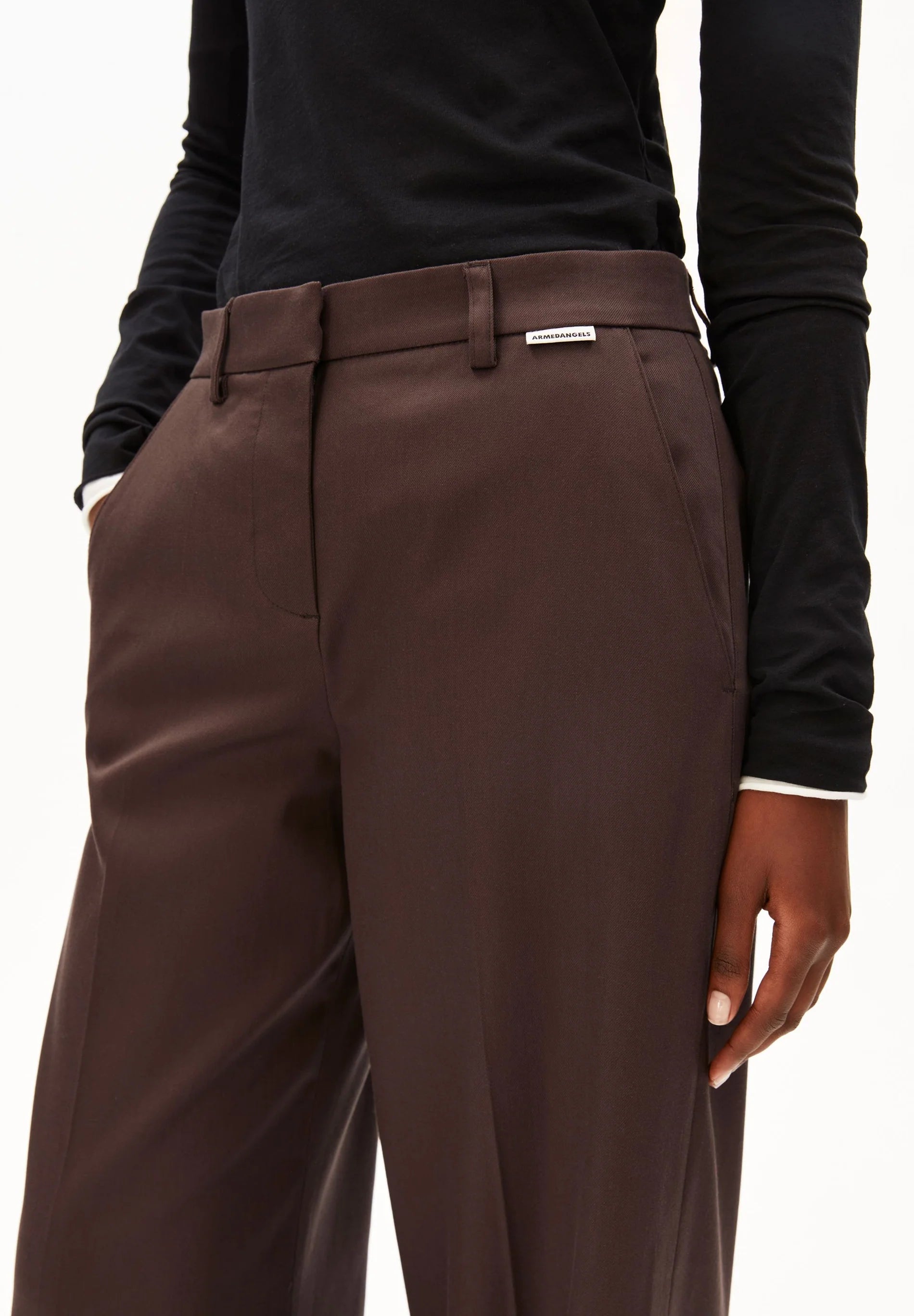leandraa pant claystone