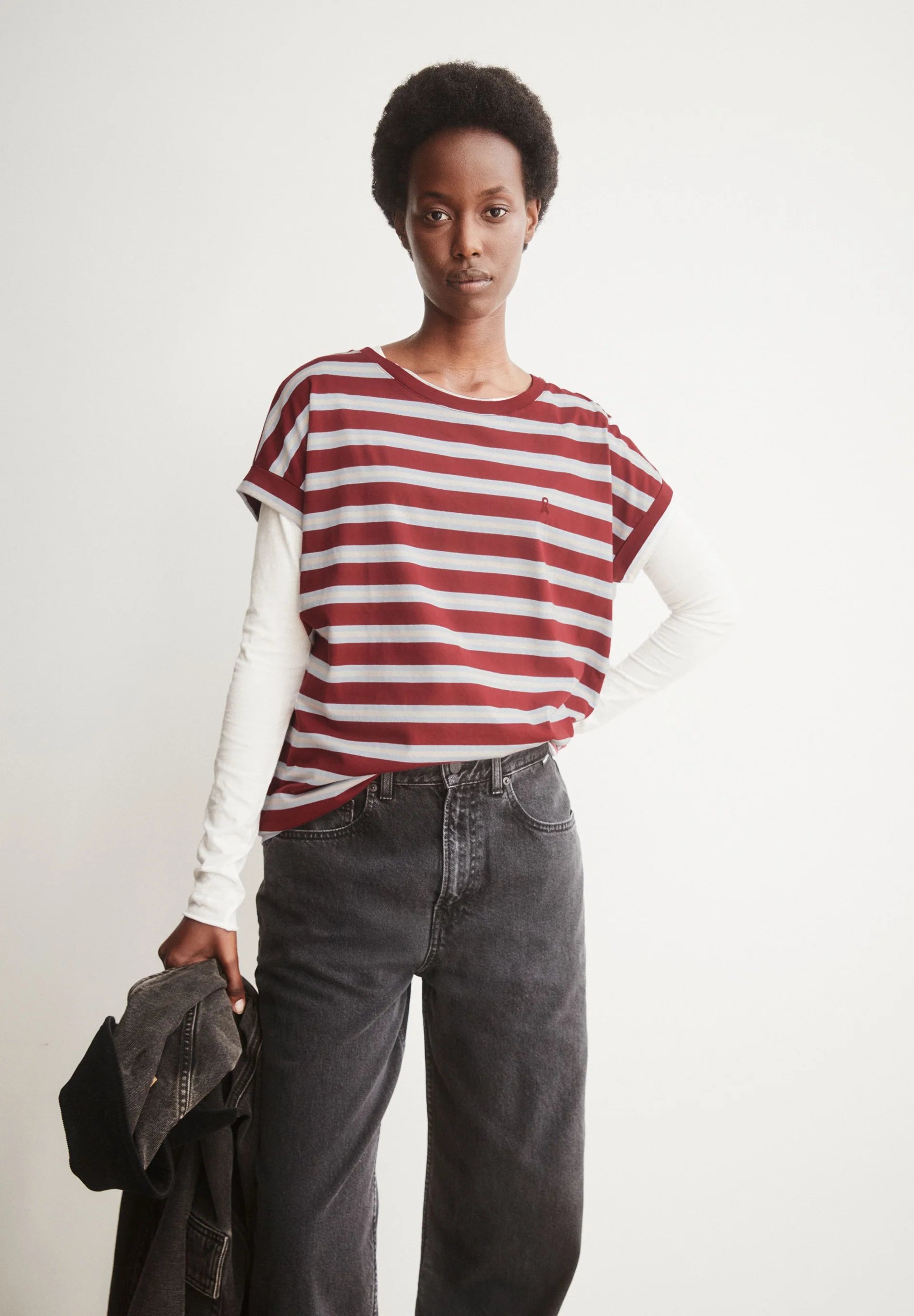 idaara stripe t-shirt velvet red-soft blue-undyed
