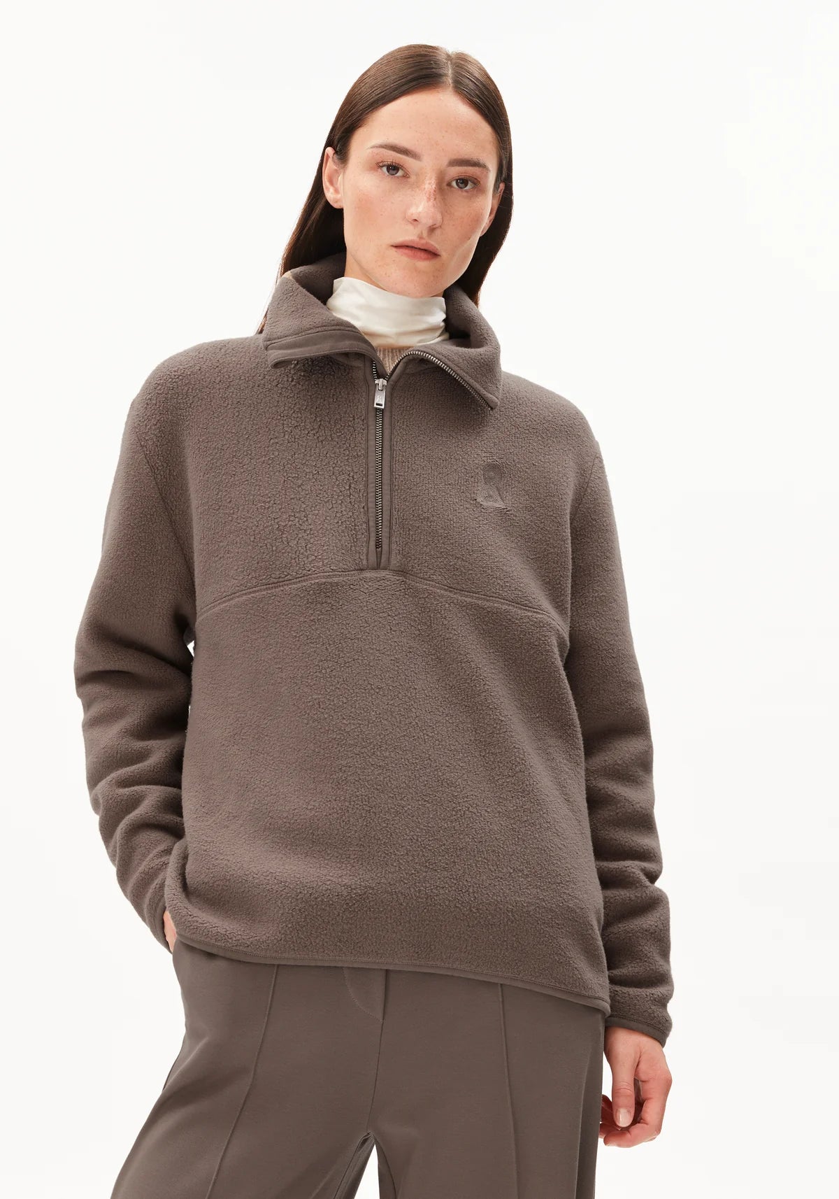 sweatshirt haarleenaa walnut cream