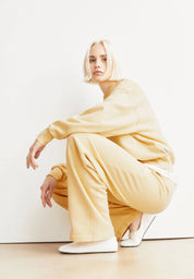 iconic Å alizaa sweat golden hay