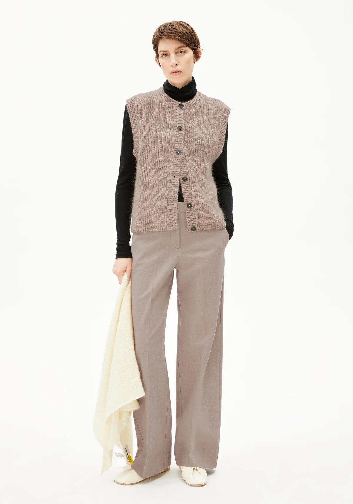 hose leandraa handaas pure-walnut cream