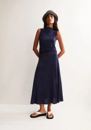 top laminiaa tinted navy