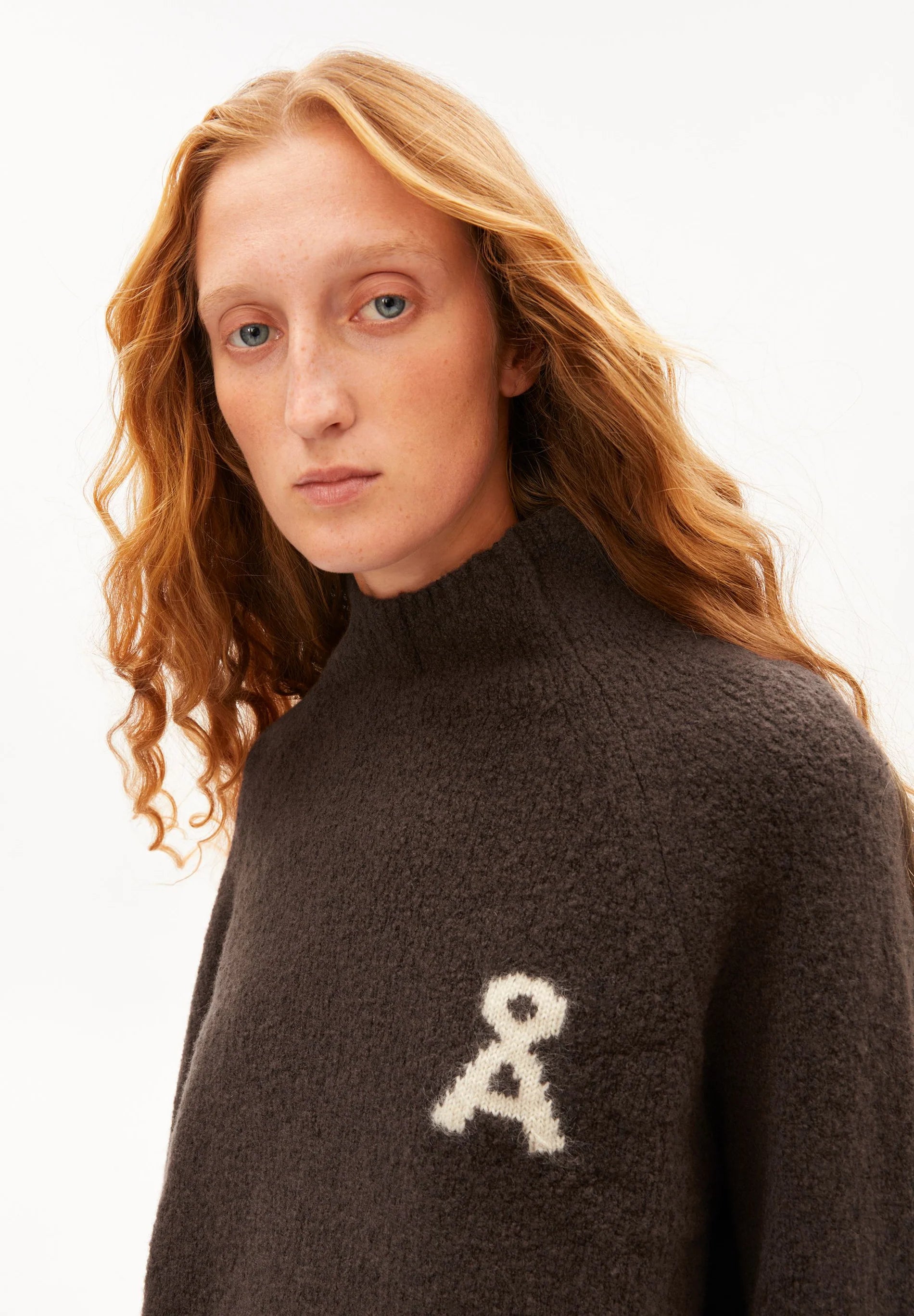 iconic Å bouclé knit sweater claystone