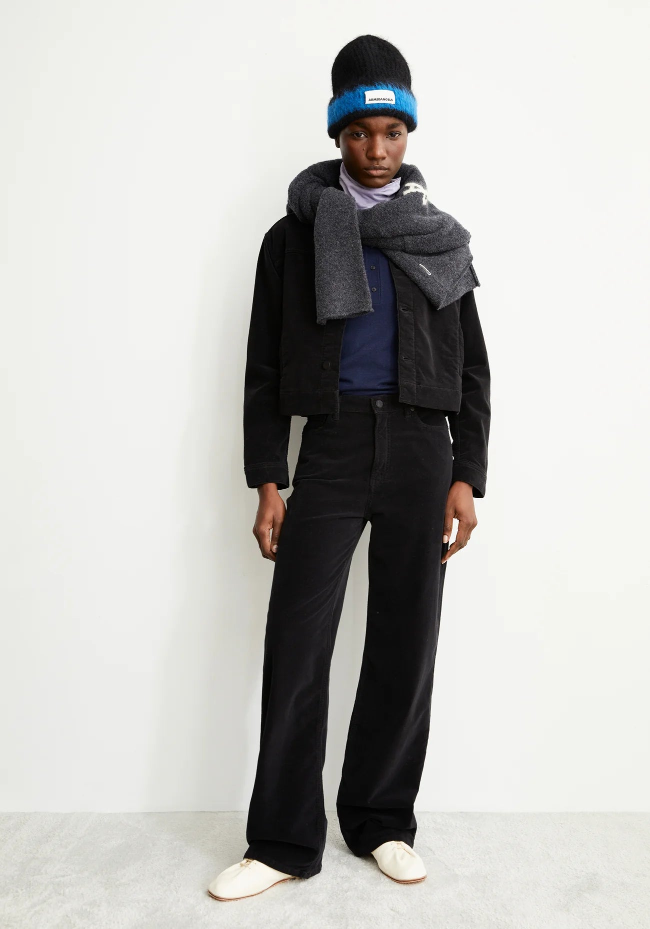 hose enijaa velvet black