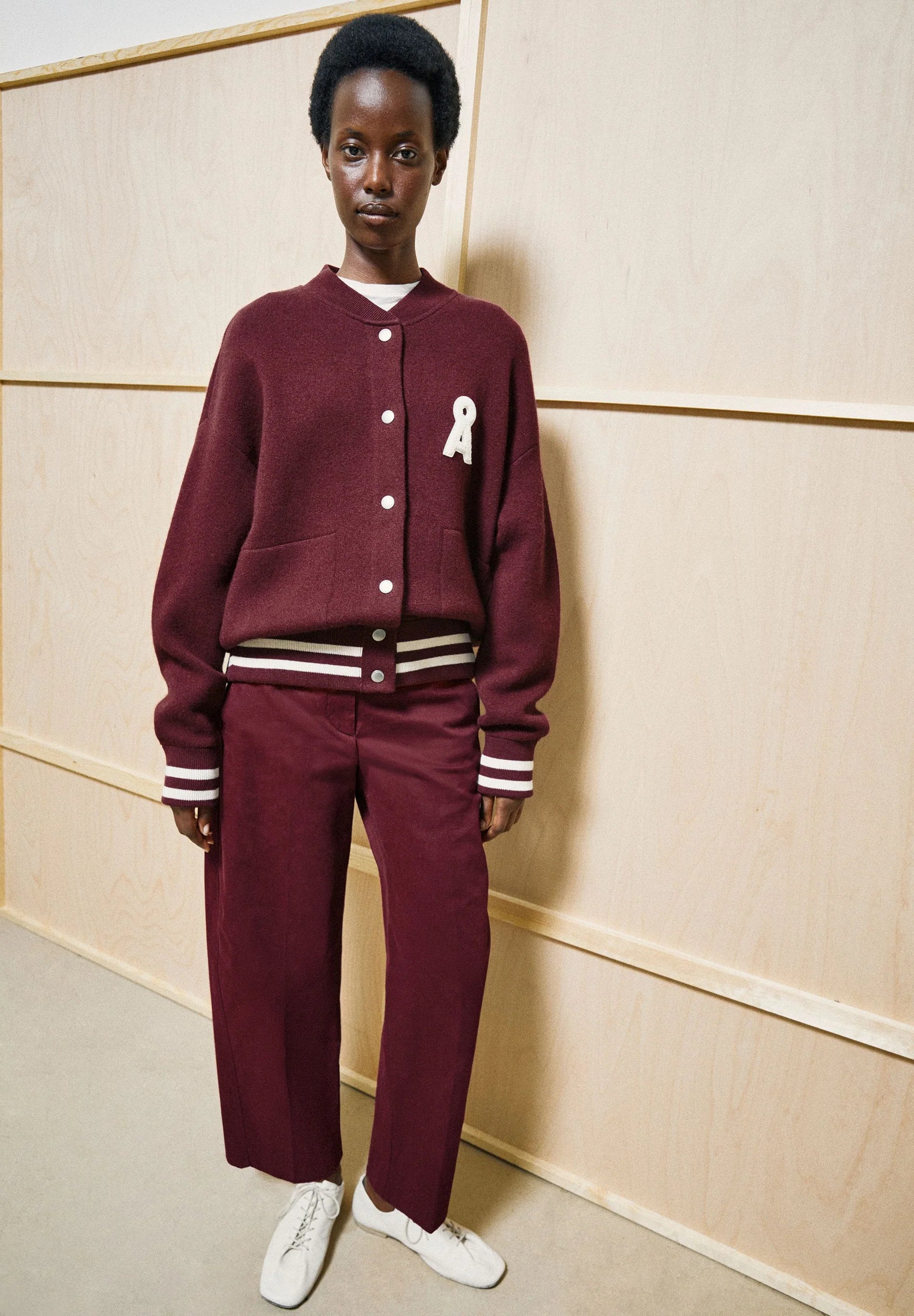 barrel leg twill pant velvet red