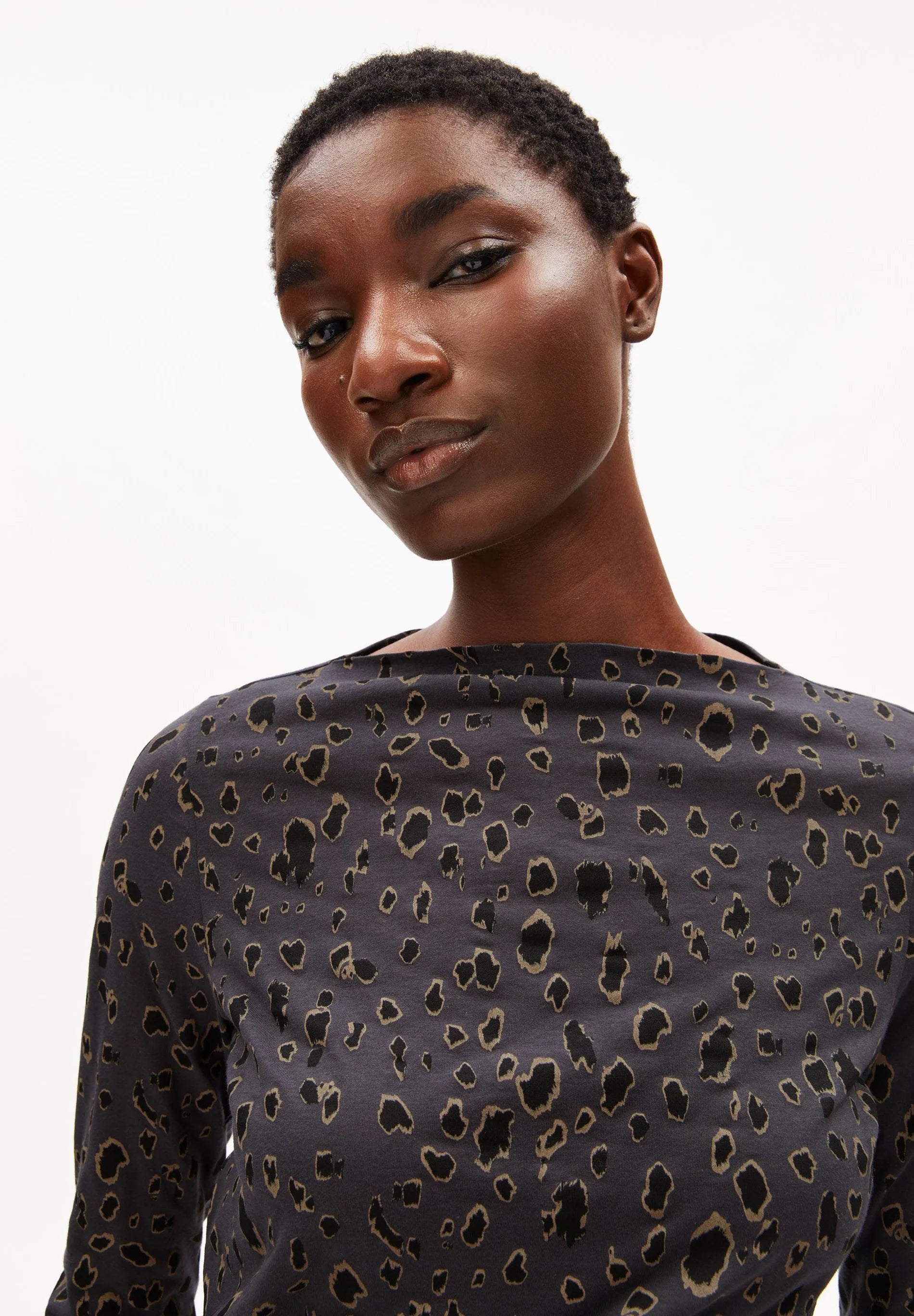 leo longsleeve dark steel