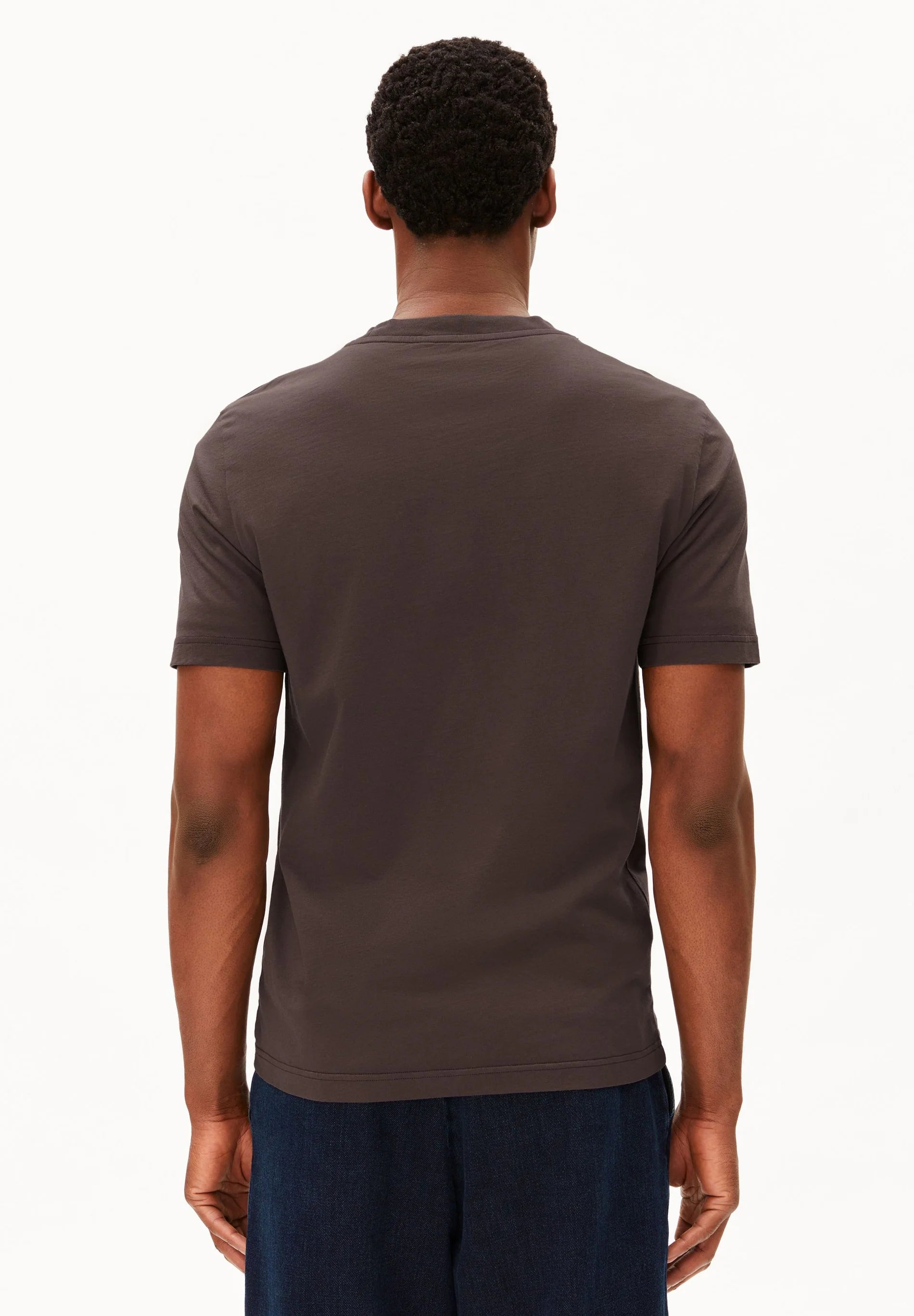 t-shirt jaames claystone