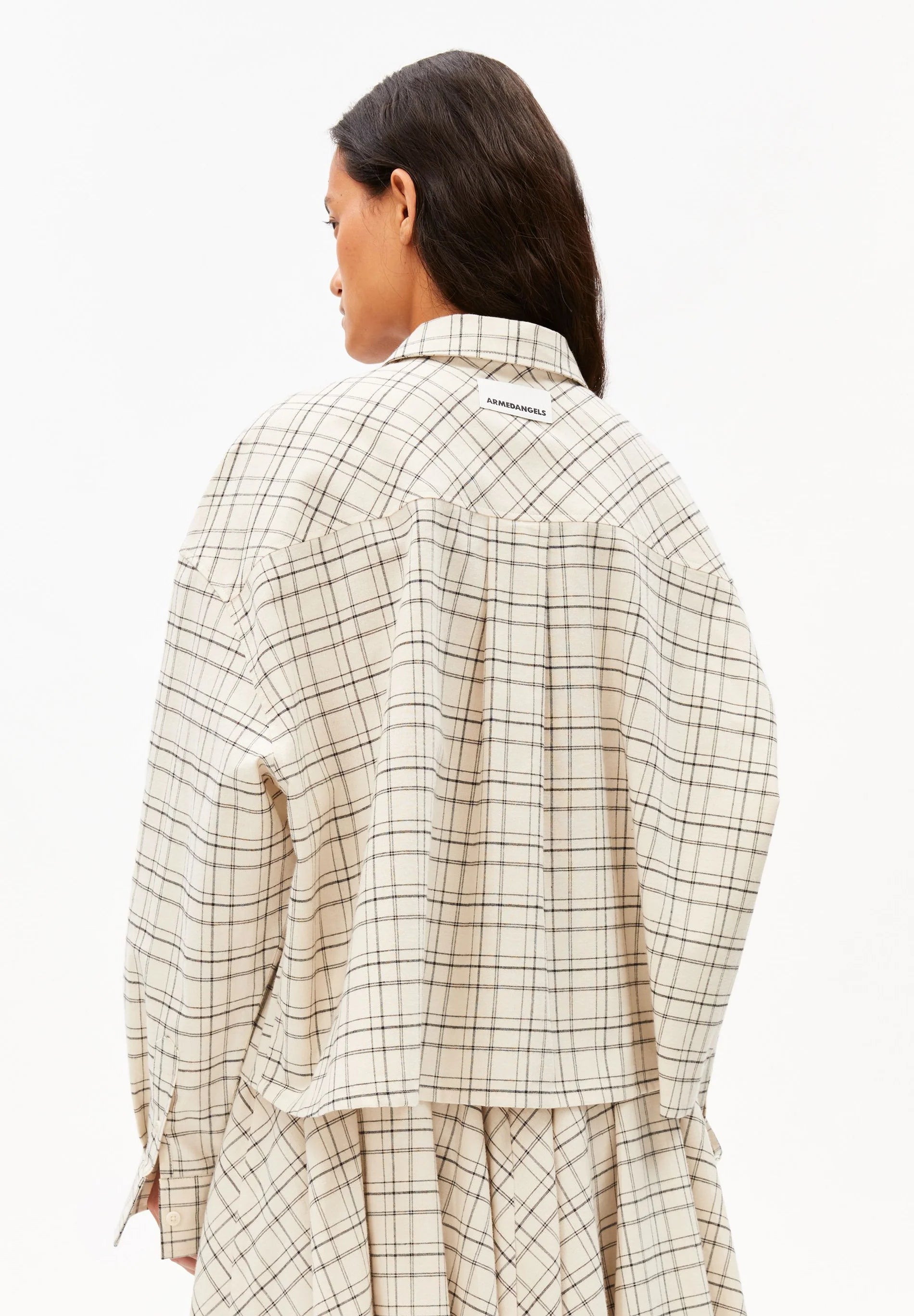 check boxy blouse oatmilk-black