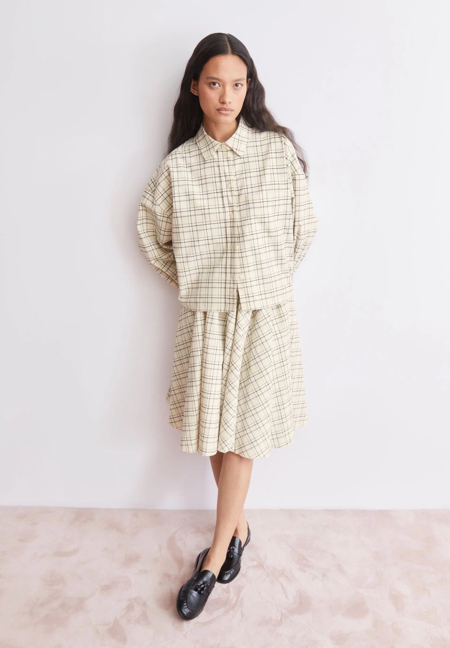 check boxy blouse oatmilk-black