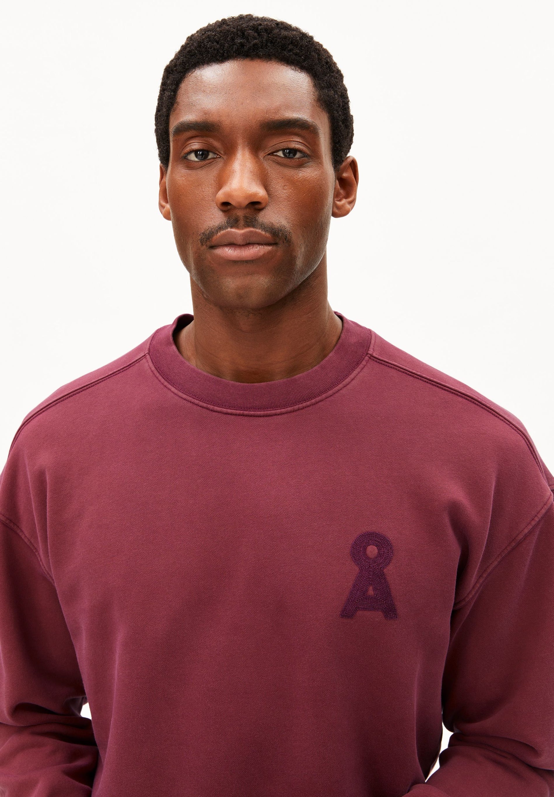 iconic Å gmt dye sweatshirt velvet red washed