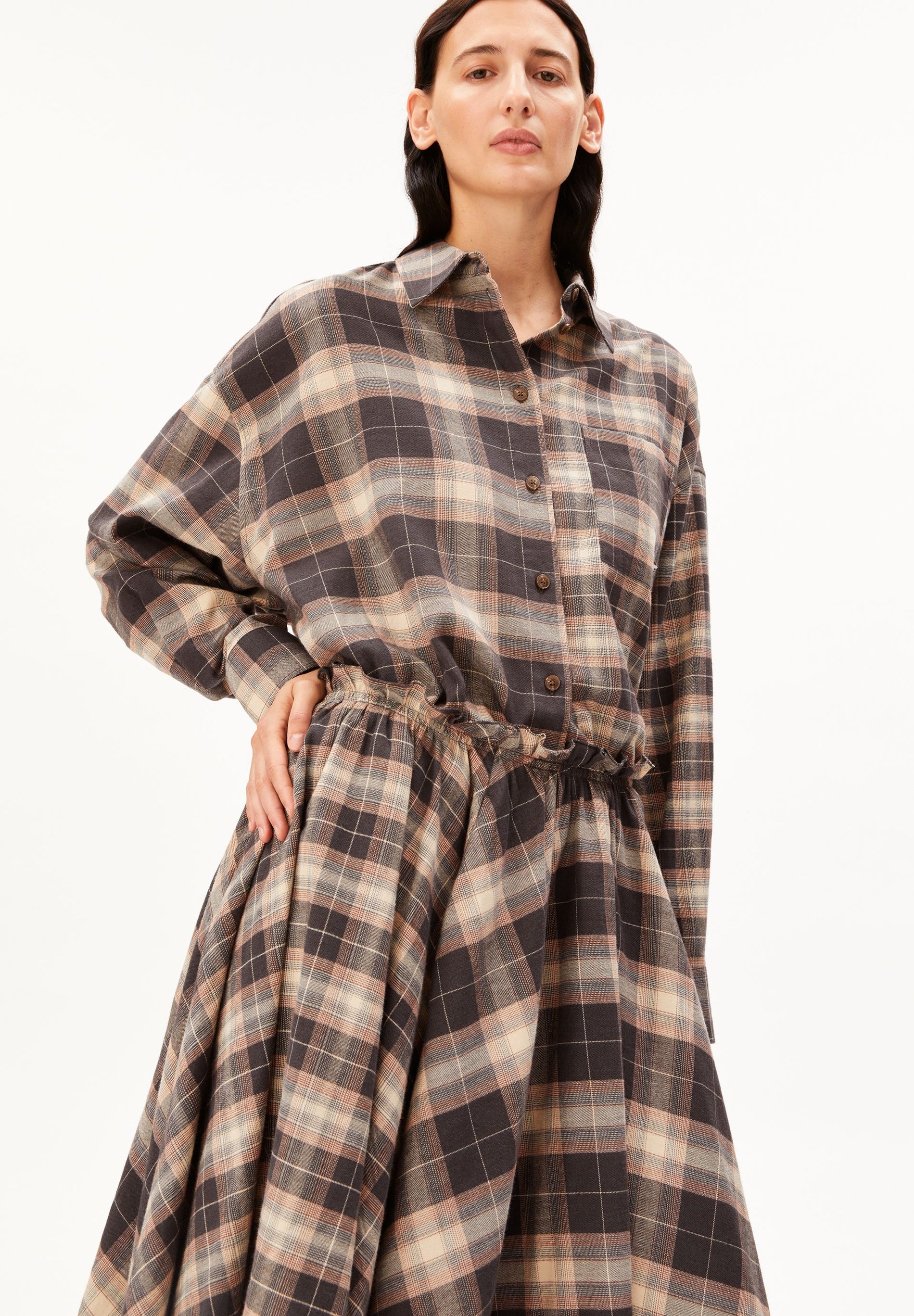 nalaani patched check blouse moonshadow-sandstone