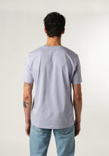 Lade das Bild in den Galerie-Viewer, unisex t-shirt creator lavender