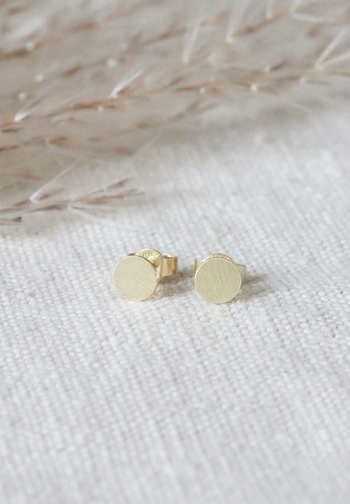 gold plated ear studs dot S