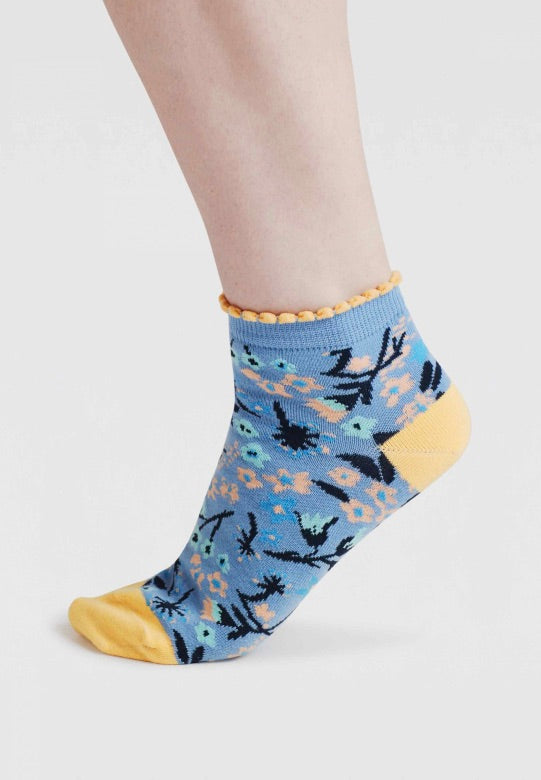 daisy ditsy floral ankle socks chambray blue