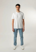 Lade das Bild in den Galerie-Viewer, unisex t-shirt creator white