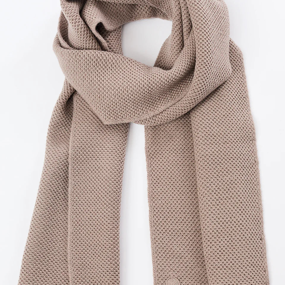 AC12BW01_SCARF_TIMMINS-taupe-1_f7873b35-b5f8-4a17-8663-a5457c7b114a_jpg.webp