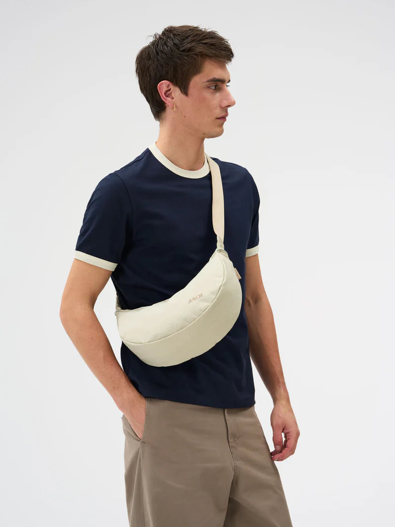 tasche sling bag small off-white