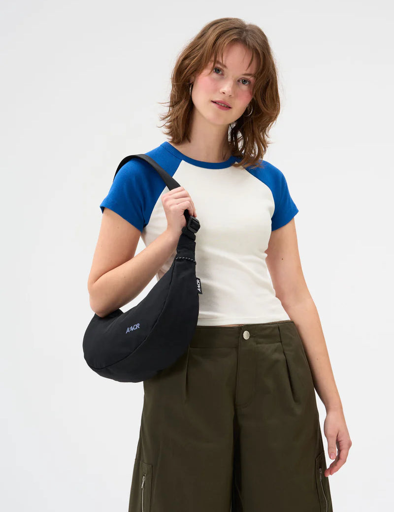 AVR-SLS-001-80001-AEVOR-Sling-Bag-Small-Black-51_jpg.webp