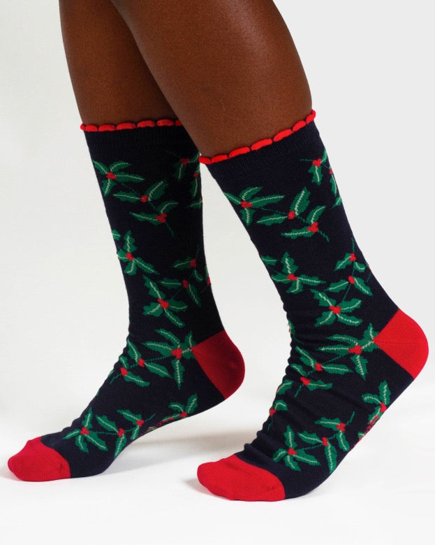 birth flower bamboo socks holly