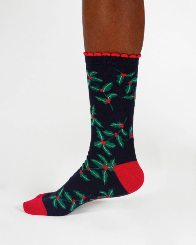 birth flower bamboo socks holly