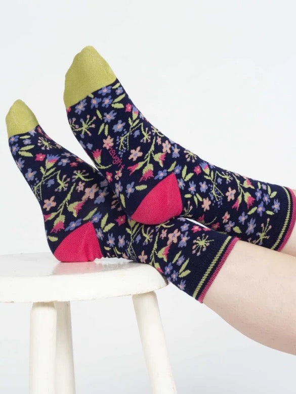 ditsy floral bamboo crew socks navy multi