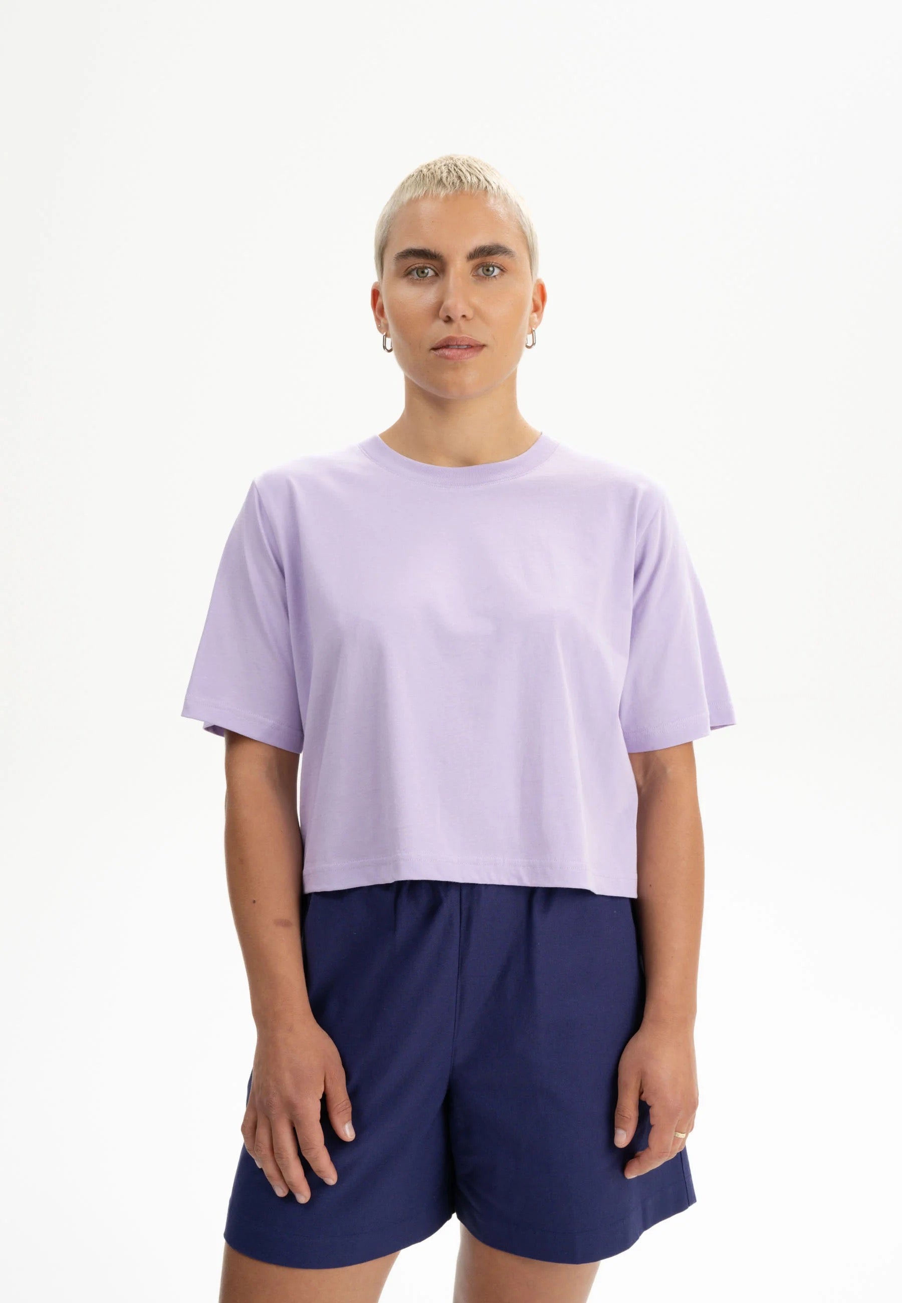 cropped t-shirt desna krokus