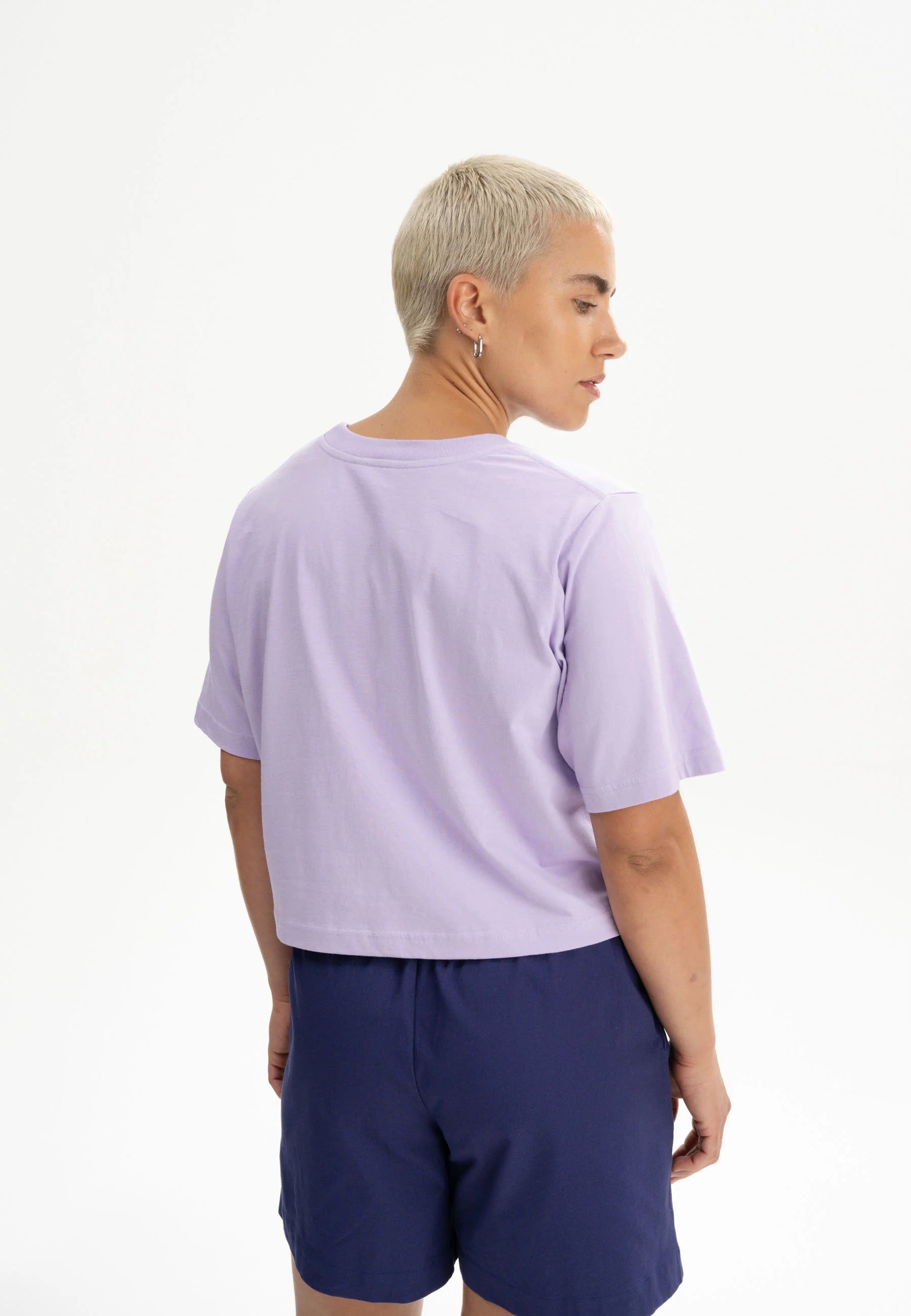 cropped t-shirt desna krokus