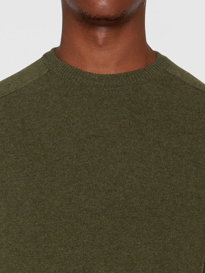 o-neck wool knit forrest night